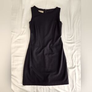 Talbots Sleeveless Black Dress with Usable Front Pockets sz 4p